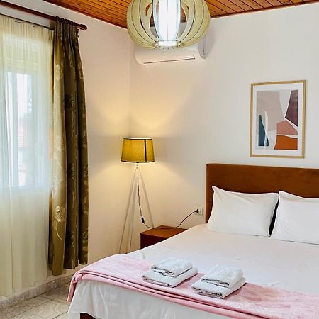 Mia Guest House - Entire Home With Balcony & Garden Divjake Esterno foto